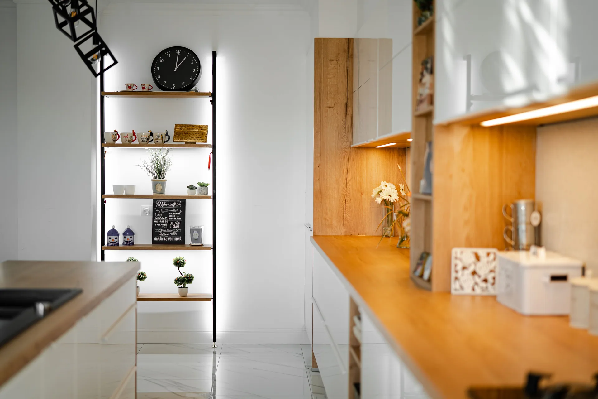Lux — arctic white — poza 18