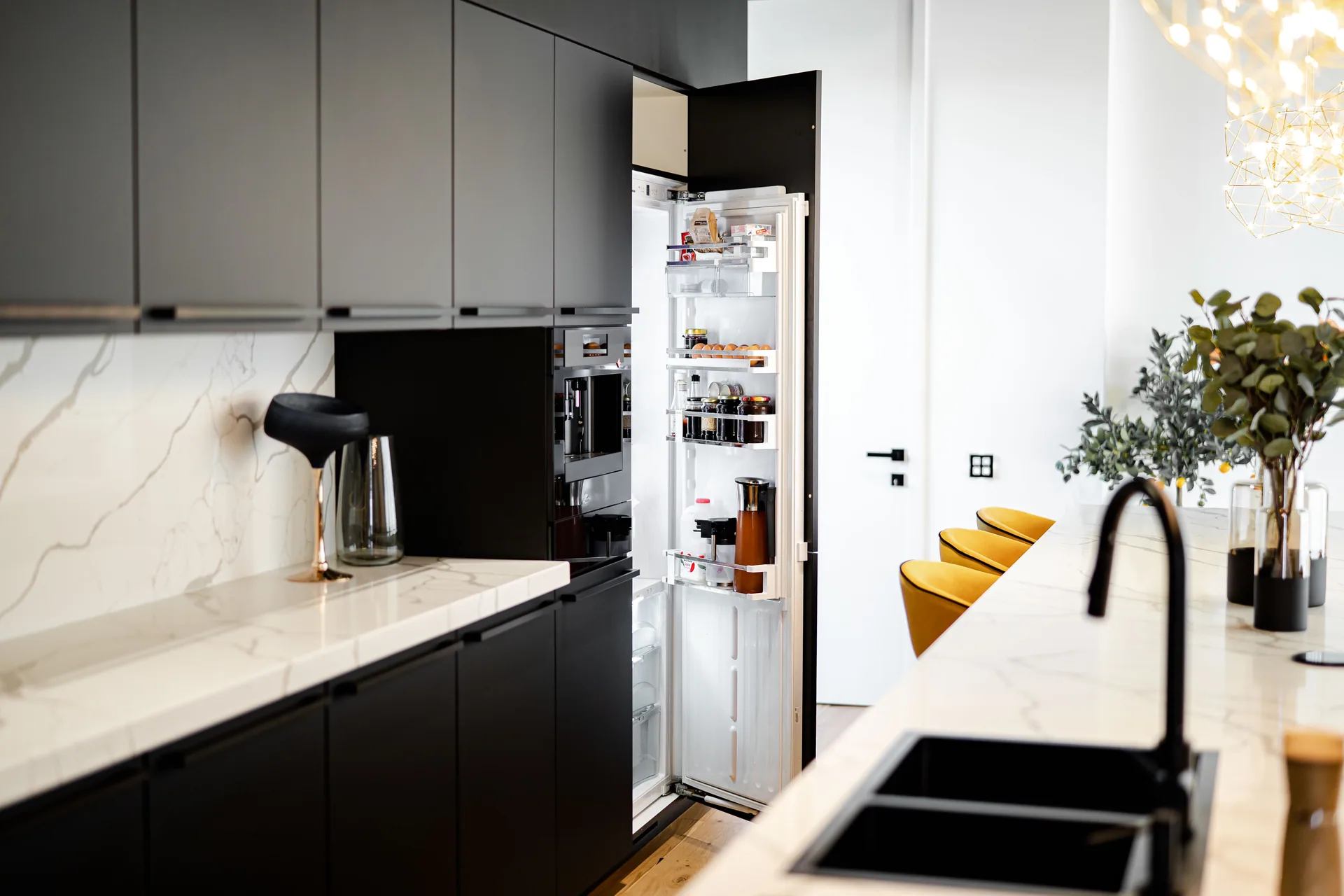 Plus — black, blat quartz — poza 16